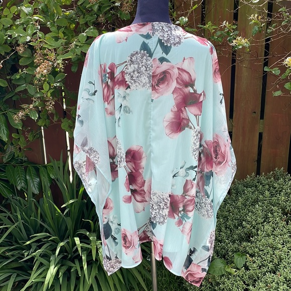 Grace floral blouse size 30 - Picture 2 of 4